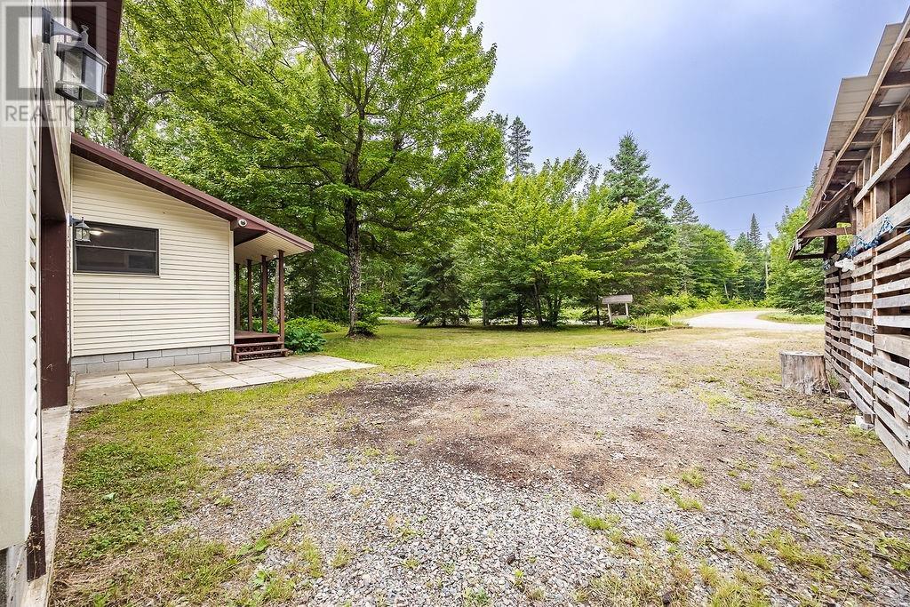 33 Northwoods Dr, Batchawana Bay, Ontario  P0S 1A0 - Photo 10 - SM261925