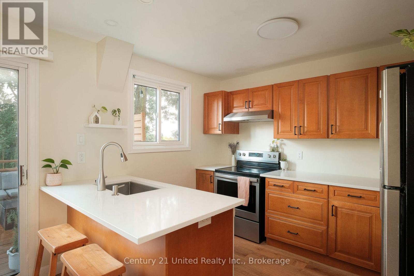 922 Webber Avenue, Peterborough, Ontario  K9J 5Y1 - Photo 8 - X13666122