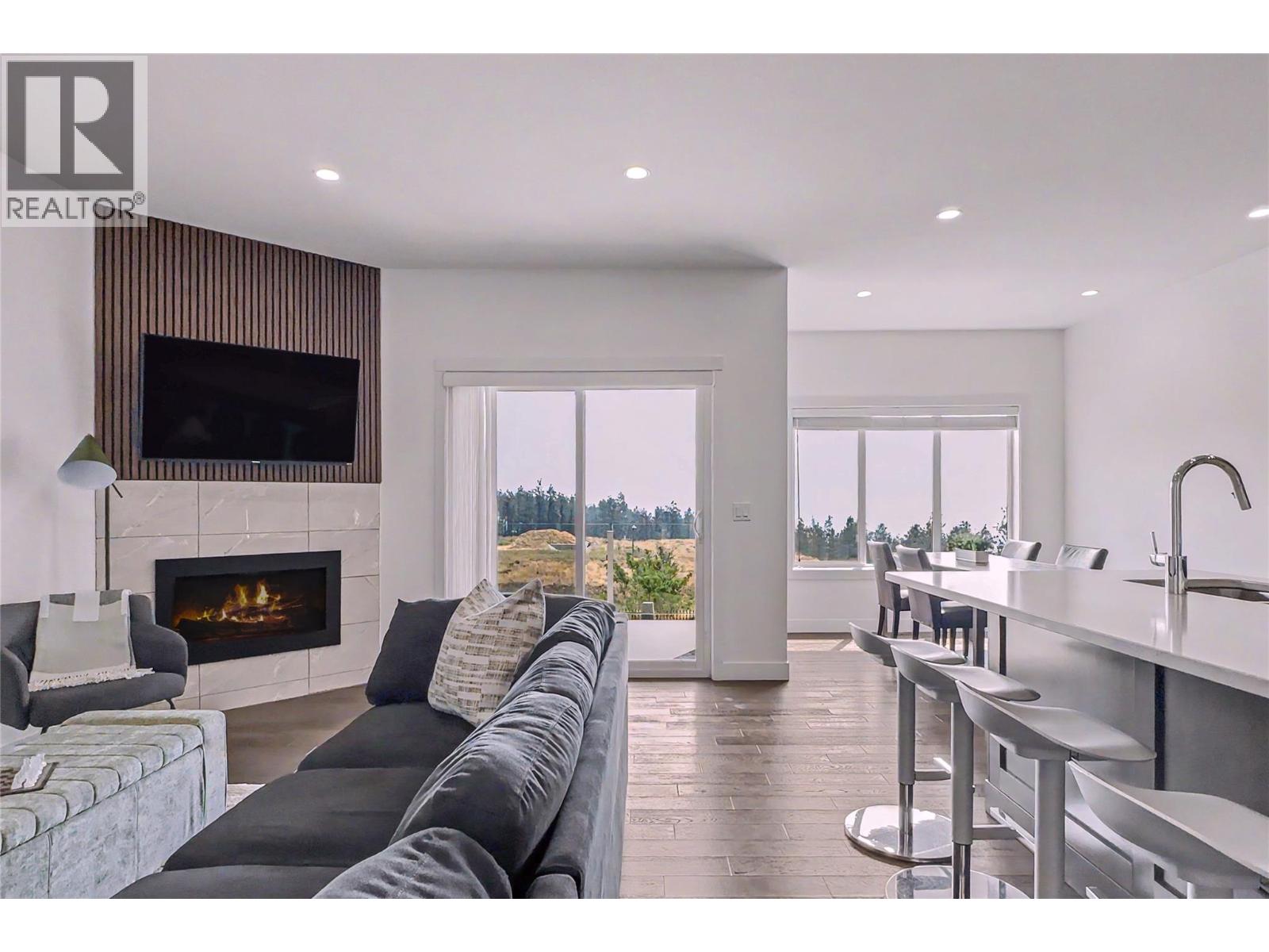 3075 Vint Road Unit# 115, Kelowna, British Columbia  V1V 0A4 - Photo 1 - 10397453