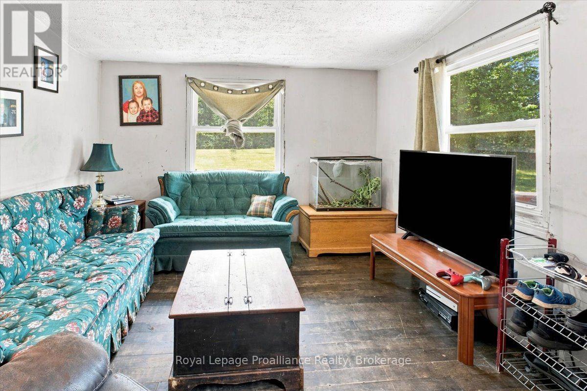 27 Hartin Road, Addington Highlands, Ontario  K0H 2G0 - Photo 6 - X13667674