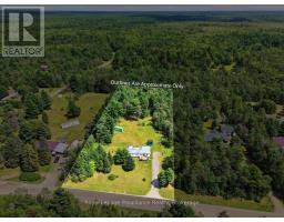 27 HARTIN ROAD, Addington Highlands, Ontario