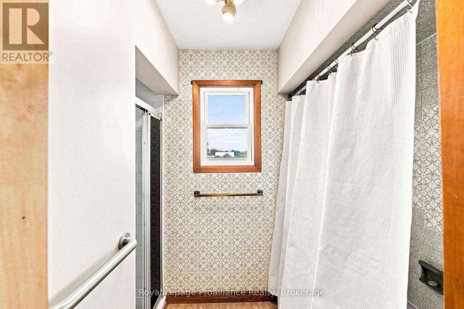499 Mcmaster Road, Quinte West, Ontario  K8V 0N4 - Photo 35 - X13667680