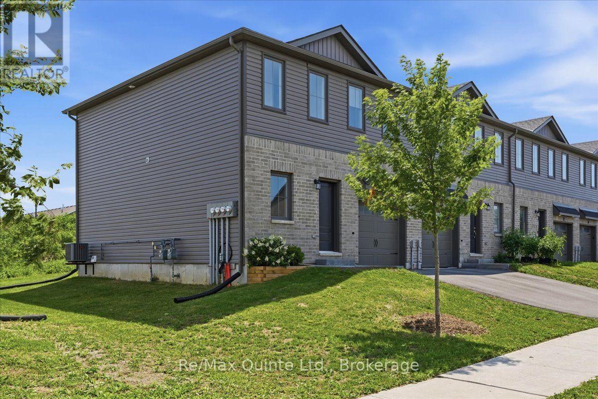 36 Campbell Crescent, Prince Edward County, Ontario  K0K 2T0 - Photo 2 - X13667786