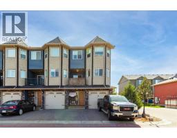 879 Mt Sundance Manor W, Lethbridge, Alberta