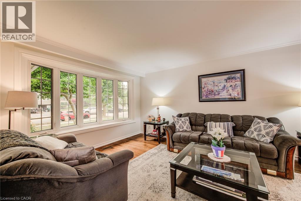 215 Forestwood Drive, Kitchener, Ontario  N2N 1B7 - Photo 3 - 40848070