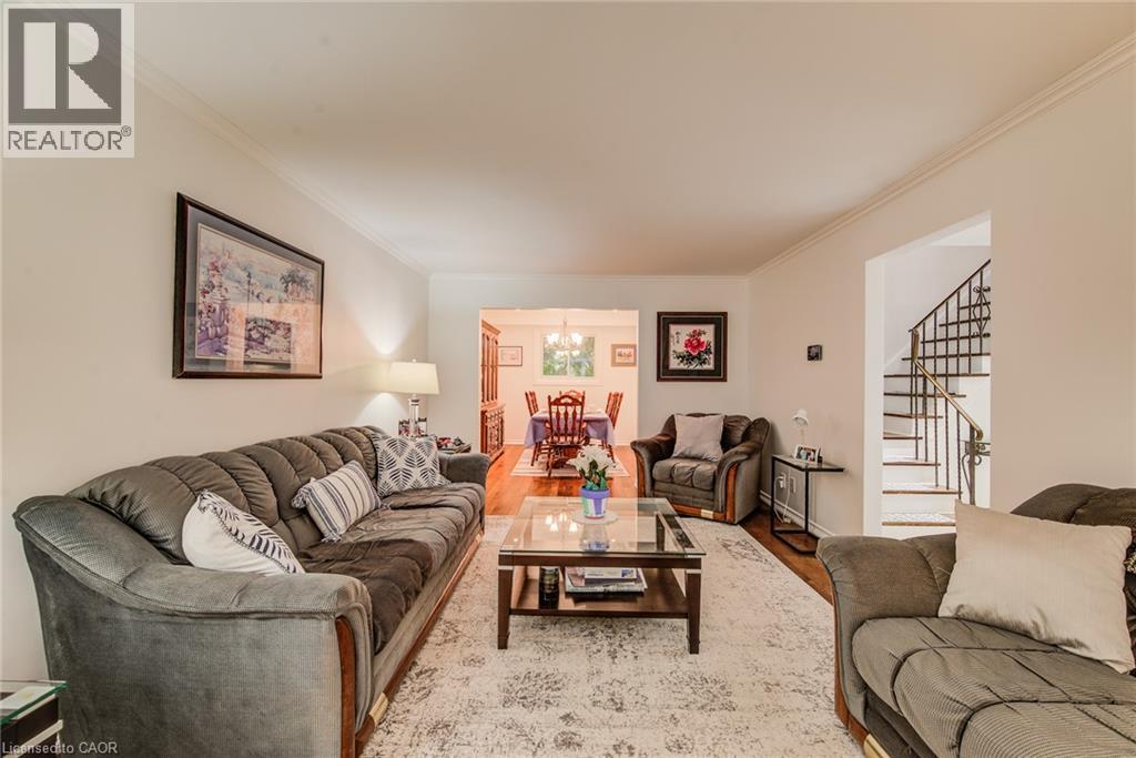 215 Forestwood Drive, Kitchener, Ontario  N2N 1B7 - Photo 4 - 40848070