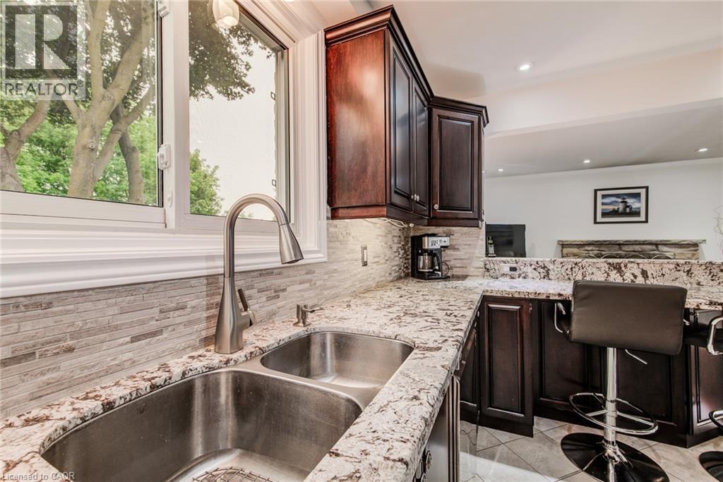 215 Forestwood Drive, Kitchener, Ontario  N2N 1B7 - Photo 12 - 40848070