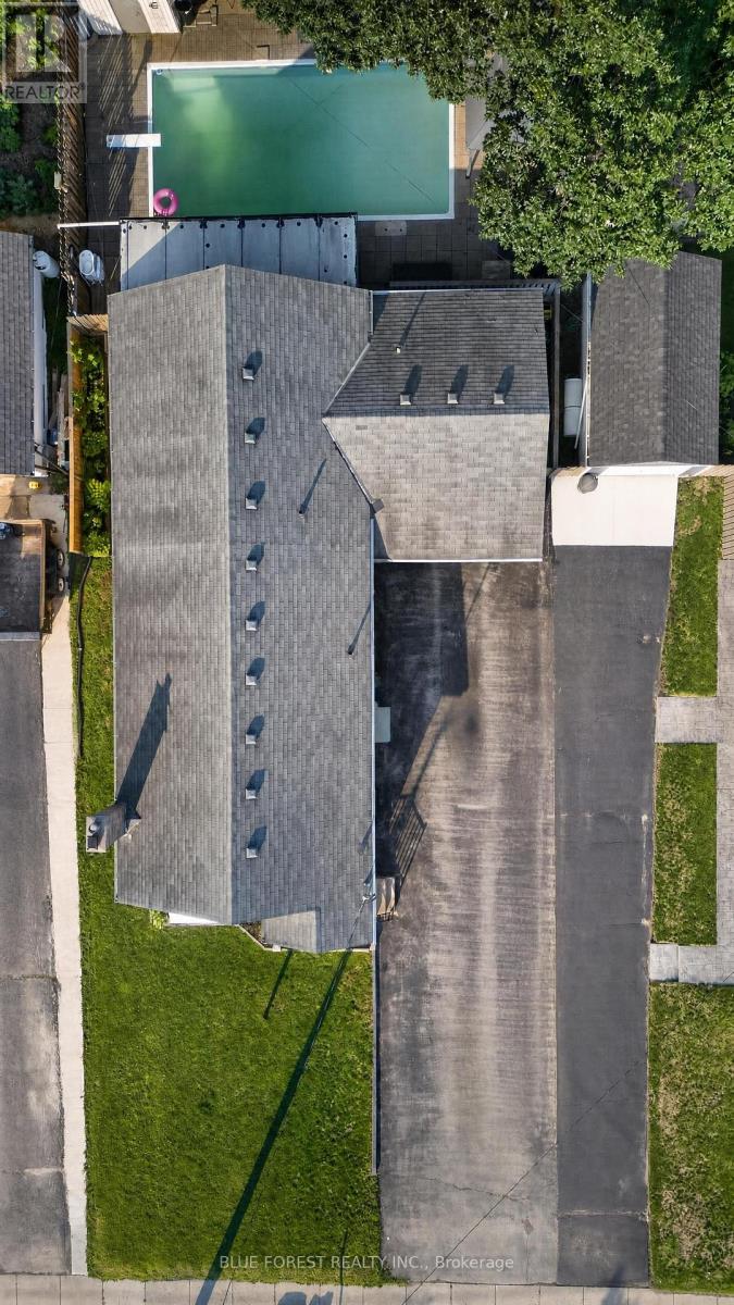 140 Highbury Avenue N, London East, Ontario  N5Z 2W4 - Photo 2 - X13667776