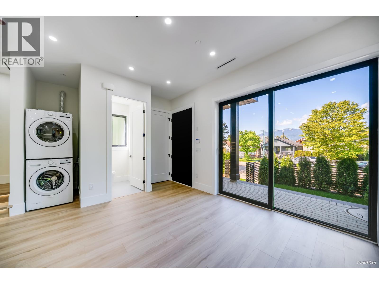 1 2636 Mcgill Street, Vancouver, British Columbia  V5K 1H3 - Photo 4 - R3151392