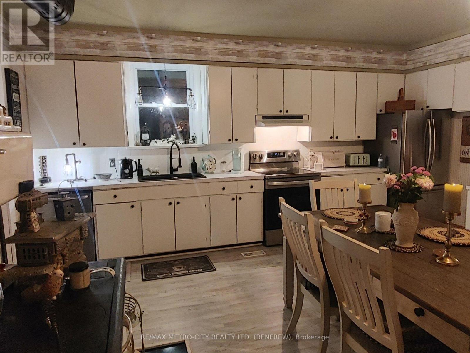 155 Storie Road, Renfrew, Ontario  K7V 3Z8 - Photo 7 - X13667808