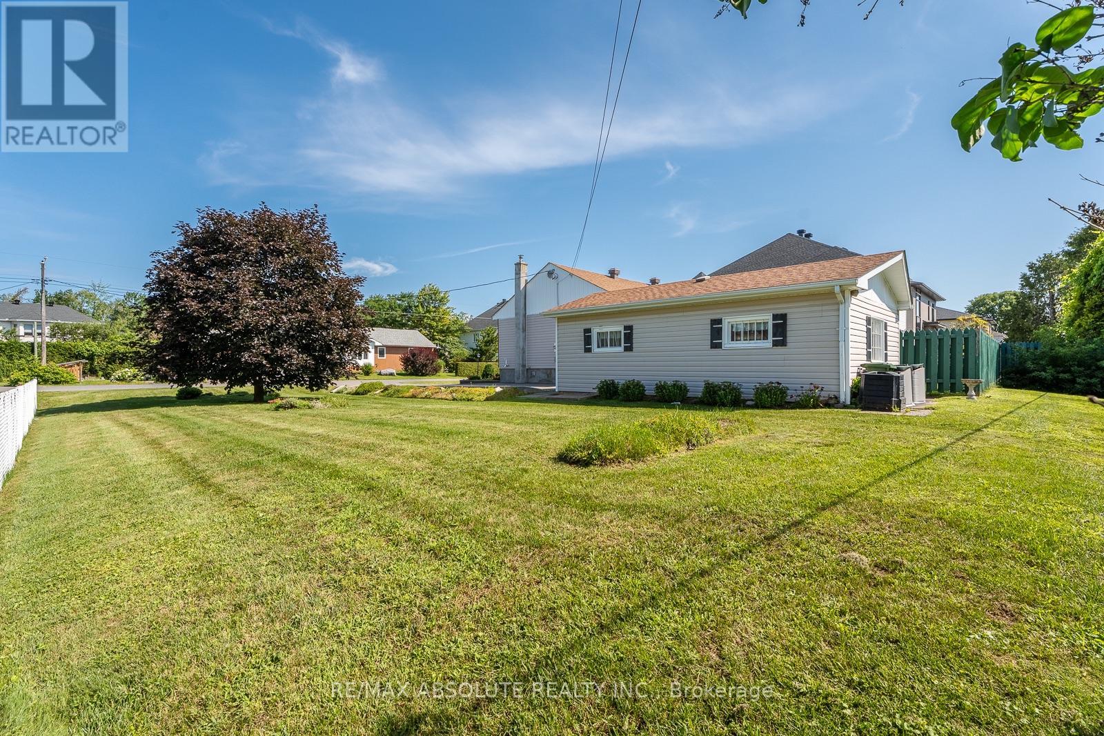 1880 Kingsdale Avenue, Ottawa, Ontario  K1T 1J1 - Photo 34 - X13667722