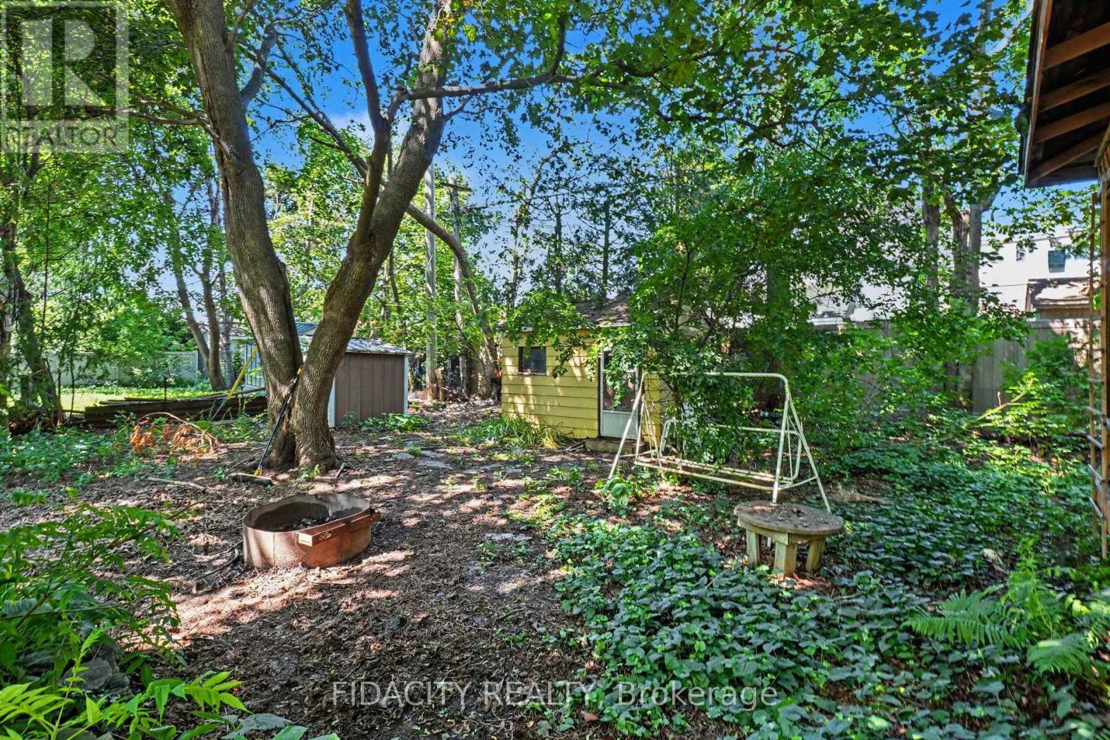 6 Malcolm Place, Ottawa, Ontario K2G 1P4 - Photo 11 - X13667768