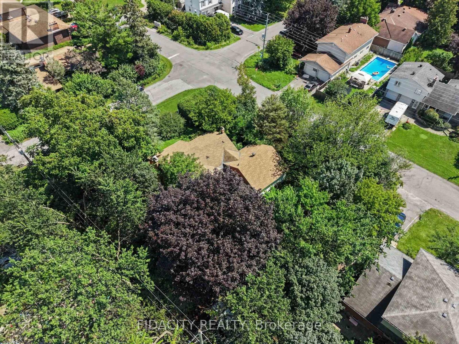 6 Malcolm Place, Ottawa, Ontario K2G 1P4 - Photo 13 - X13667768