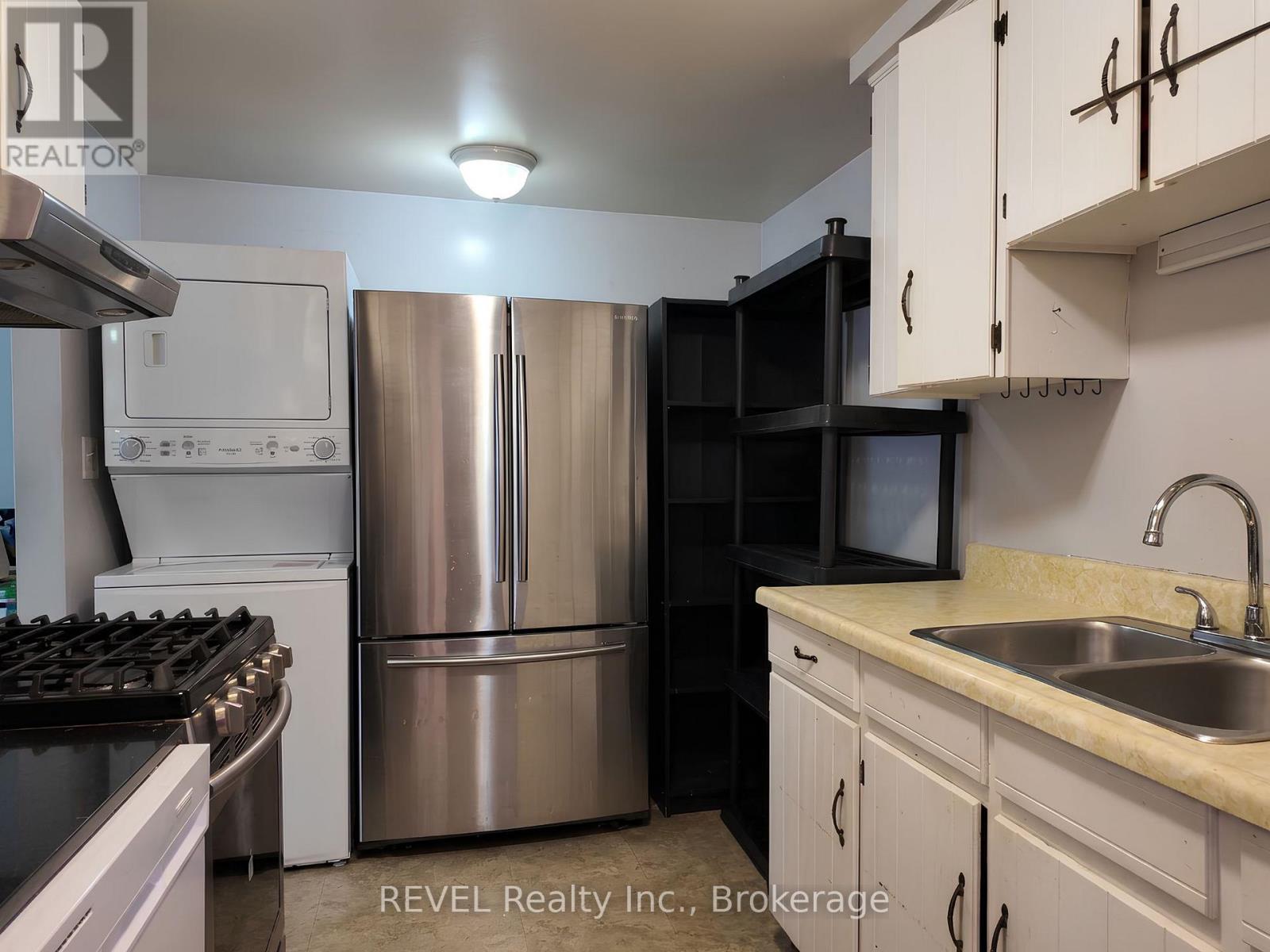 Main - 62 Elma Street E, St. Catharines, Ontario L2N 6Z7 - Photo 5 - X13667764