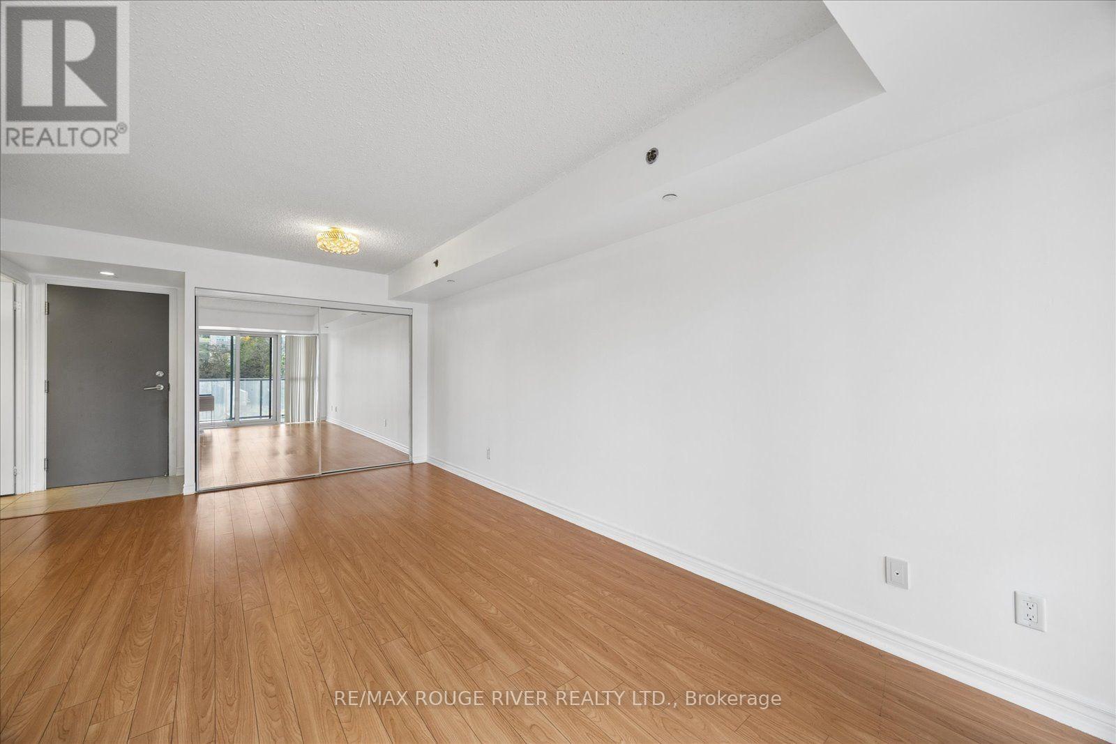 330 - 35 Saranac Boulevard, Toronto, Ontario  M6A 2G4 - Photo 7 - C13667688