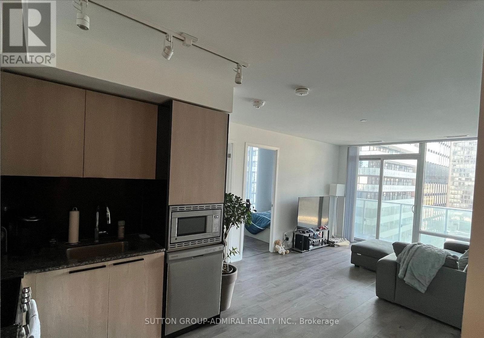812 - 501 Yonge Street, Toronto, Ontario  M4Y 1Y3 - Photo 3 - C13667748