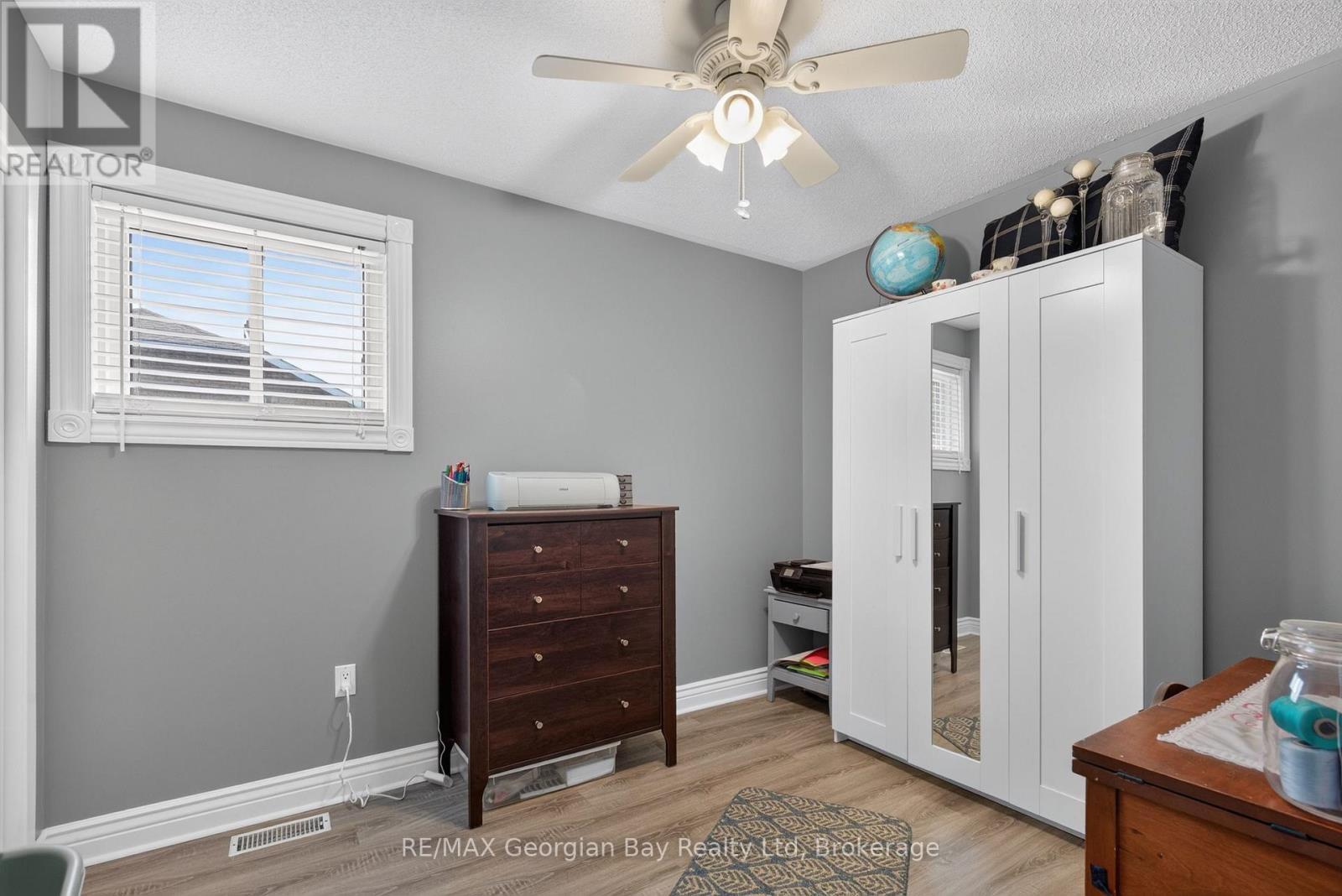 3 Copeland Street, Penetanguishene, Ontario  L9M 1K3 - Photo 17 - S13667698
