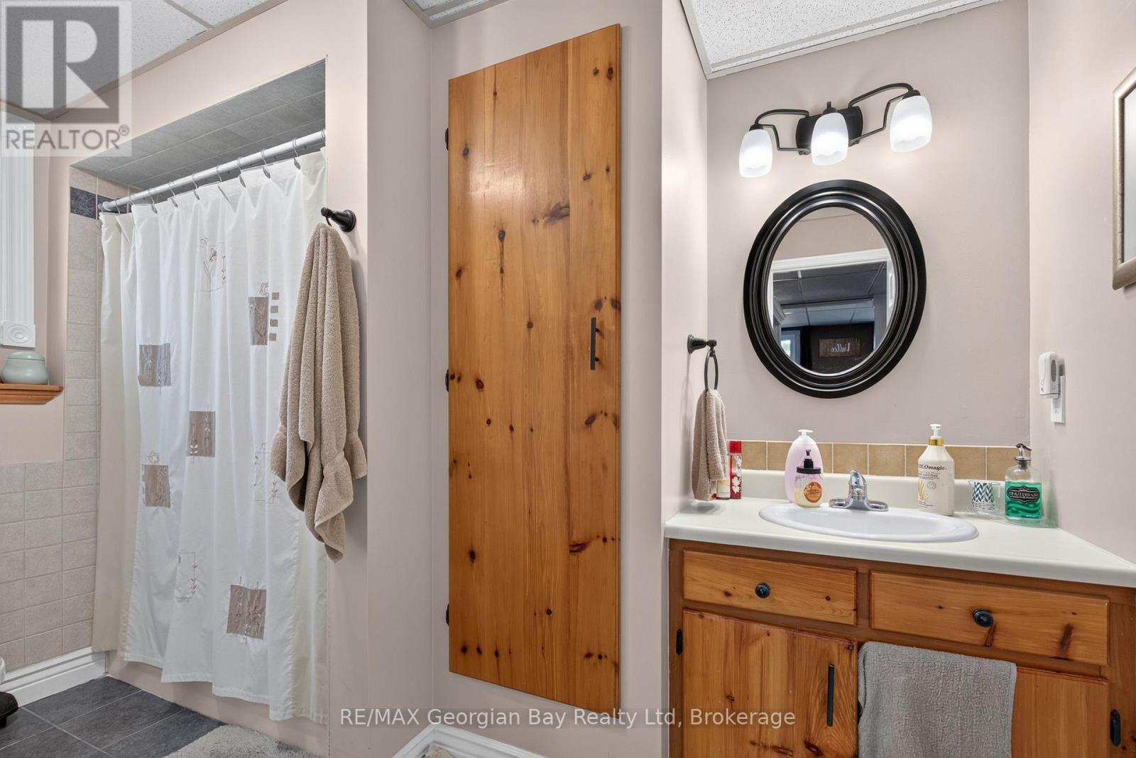 3 Copeland Street, Penetanguishene, Ontario  L9M 1K3 - Photo 27 - S13667698