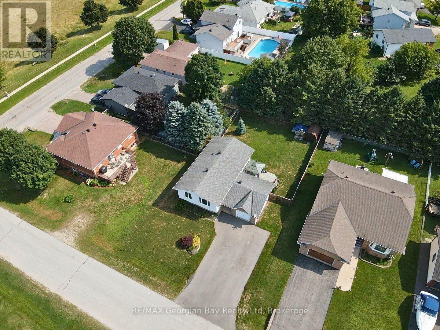 3 Copeland Street, Penetanguishene, Ontario  L9M 1K3 - Photo 35 - S13667698