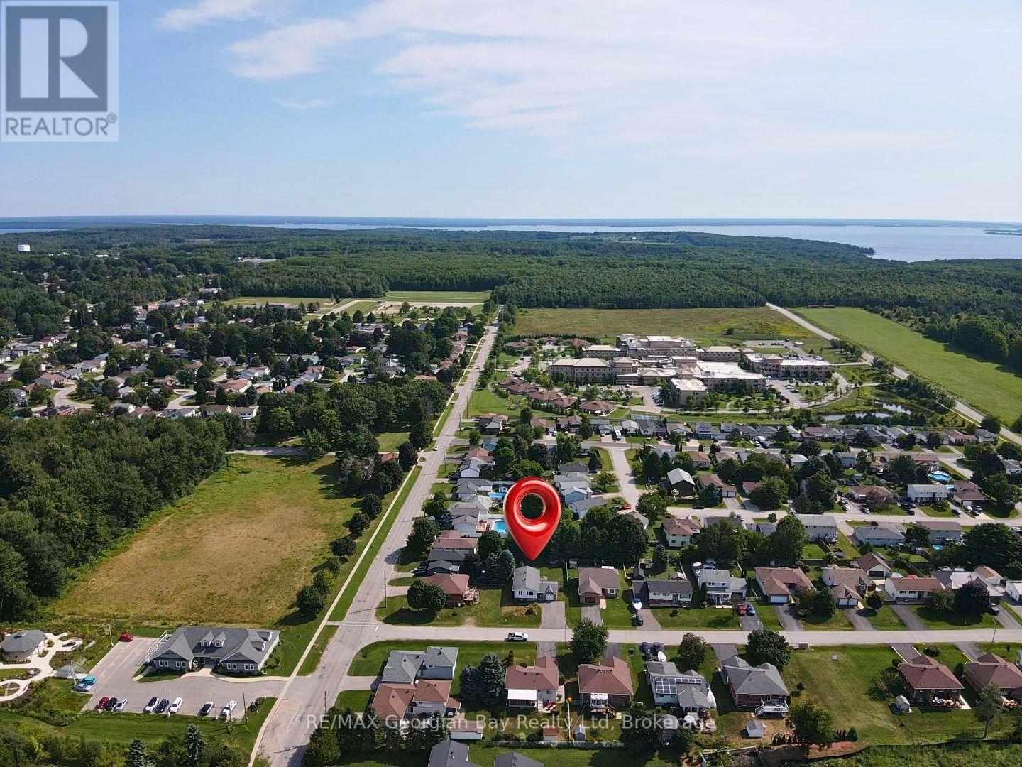 3 Copeland Street, Penetanguishene, Ontario  L9M 1K3 - Photo 37 - S13667698
