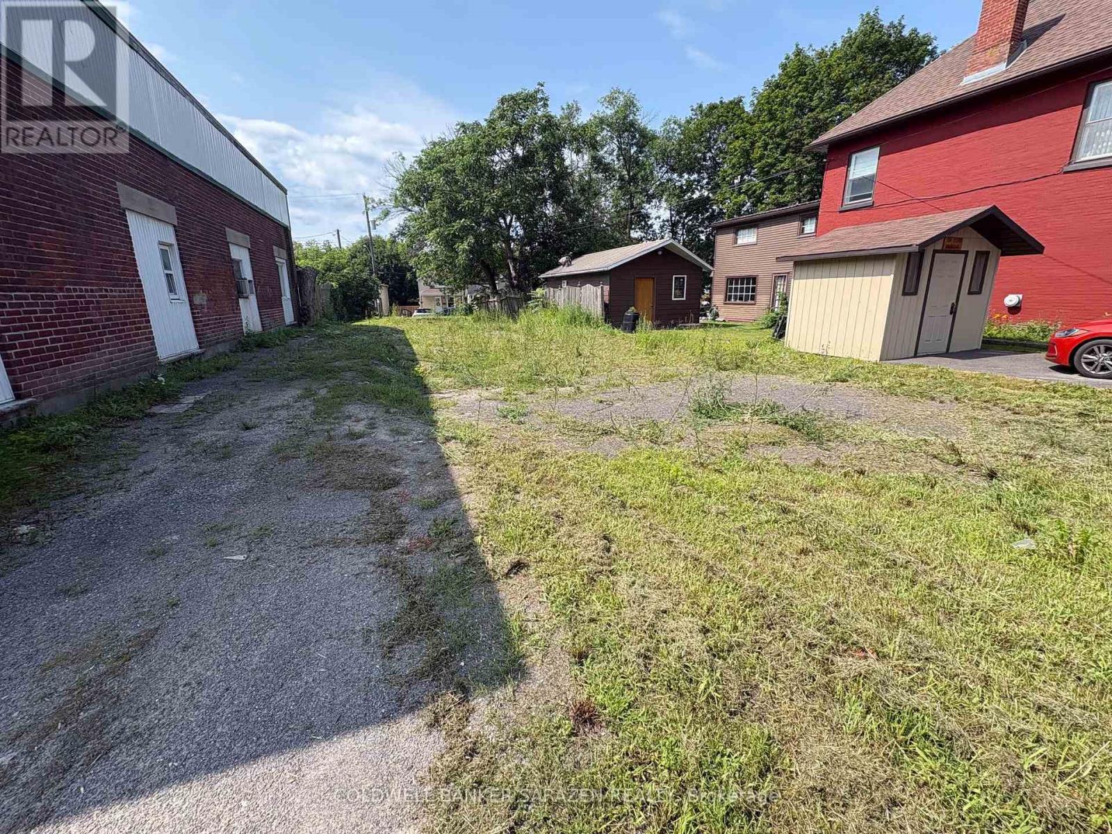 126 Elgin Street W, Arnprior, Ontario K7S 1N8 - Photo 2 - X12637348
