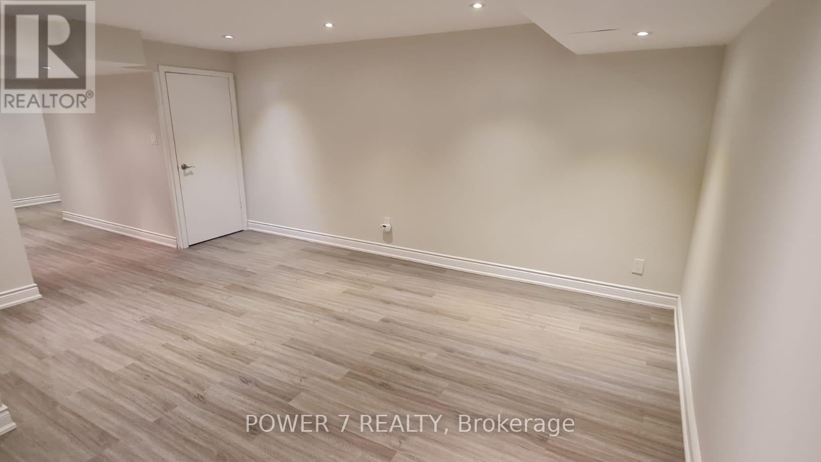 139 Carolbreen Square, Toronto, Ontario  M1V 1J1 - Photo 17 - E13667714