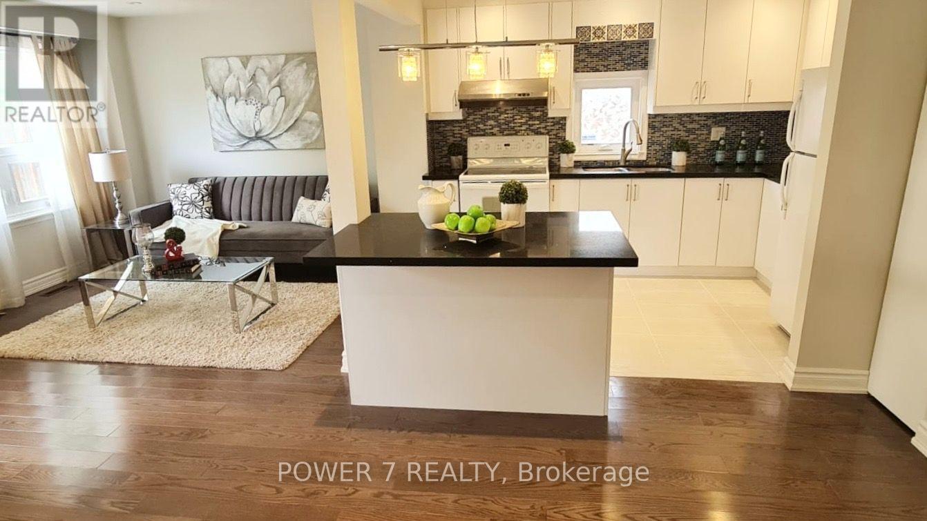 139 Carolbreen Square, Toronto, Ontario  M1V 1J1 - Photo 2 - E13667714