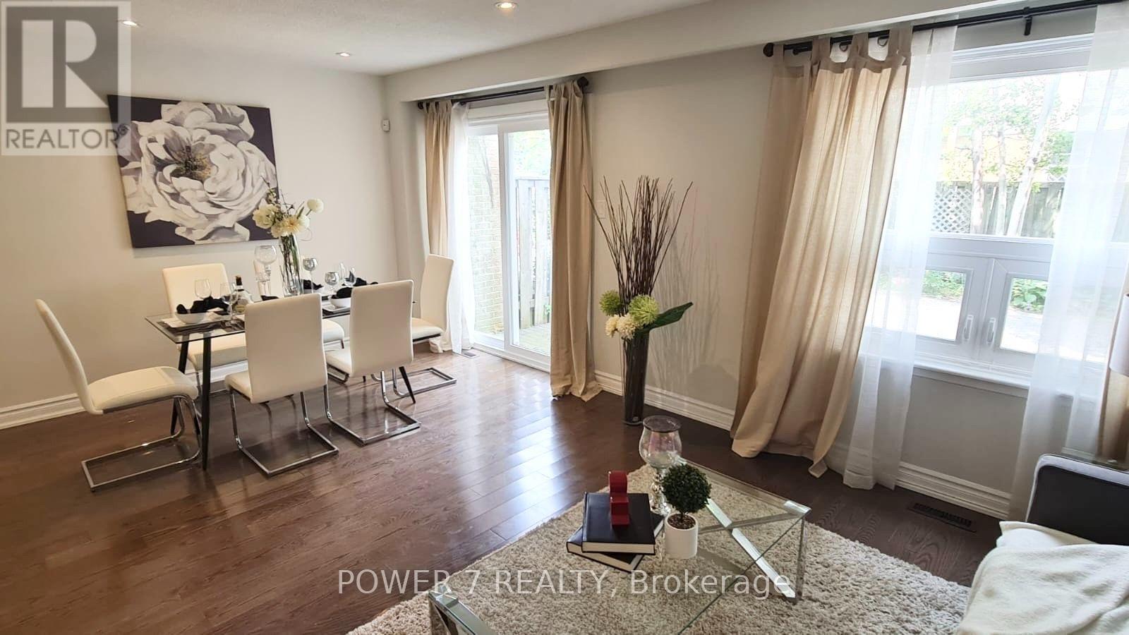 139 Carolbreen Square, Toronto, Ontario  M1V 1J1 - Photo 4 - E13667714