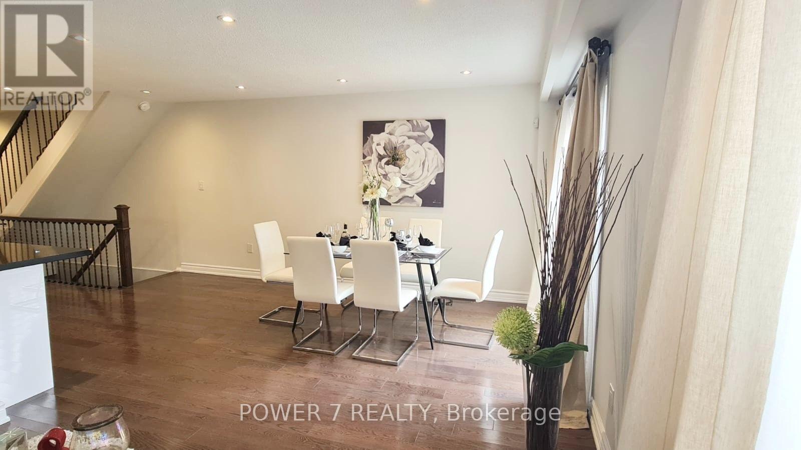 139 Carolbreen Square, Toronto, Ontario  M1V 1J1 - Photo 5 - E13667714