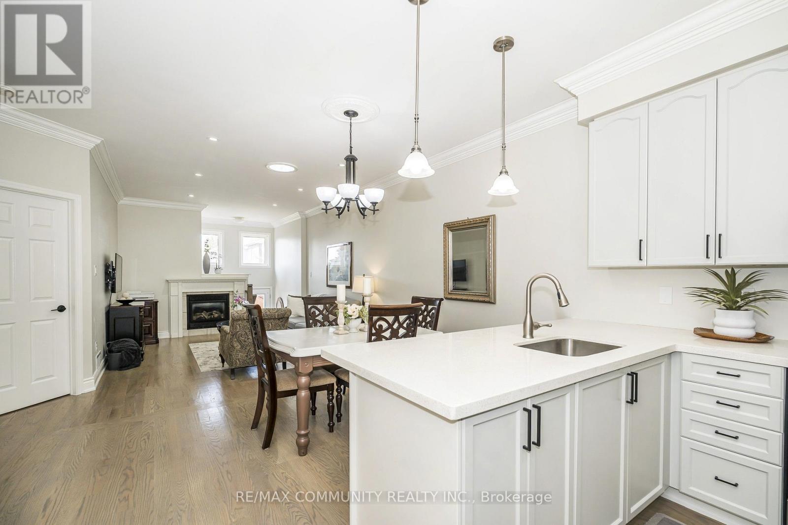 1606 Whitestone Drive, Oshawa, Ontario  L1K 2R9 - Photo 11 - E13667738