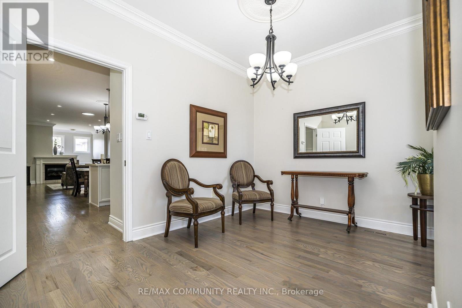 1606 Whitestone Drive, Oshawa, Ontario  L1K 2R9 - Photo 4 - E13667738