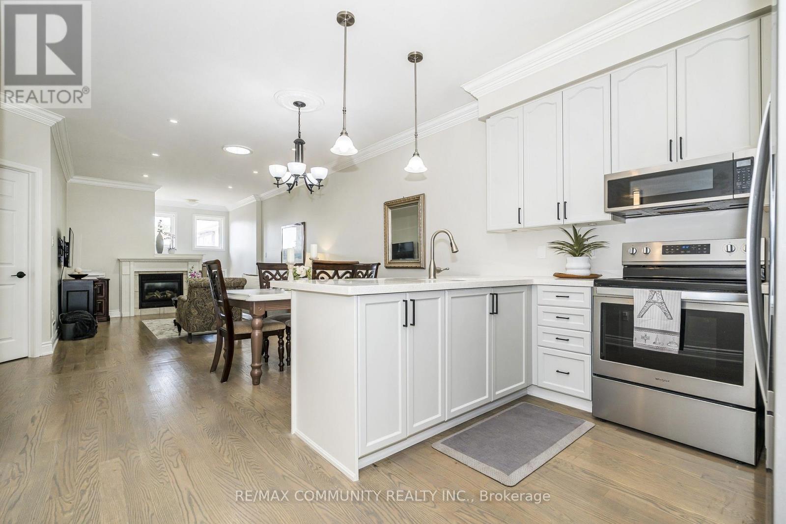 1606 Whitestone Drive, Oshawa, Ontario  L1K 2R9 - Photo 7 - E13667738