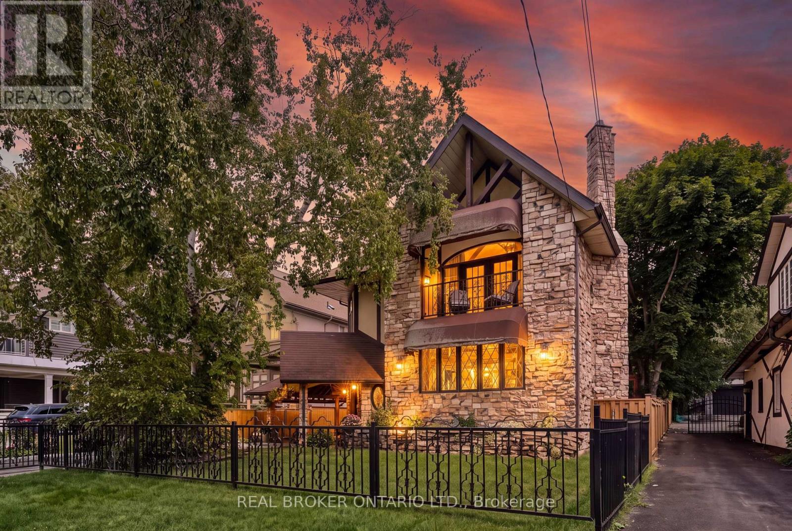 695 FRONT ROAD, Pickering, Ontario