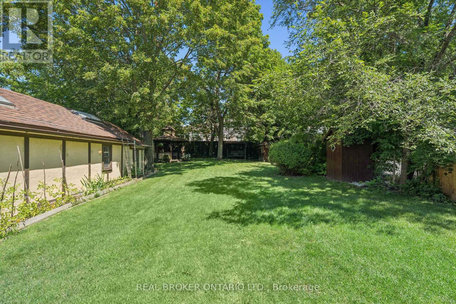 695 Front Road, Pickering, Ontario  L1W 1P1 - Photo 36 - E13667756