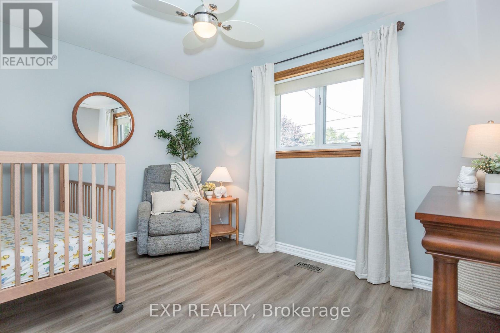 825 Bem Avenue, Pickering, Ontario  L1W 1X2 - Photo 20 - E13667818