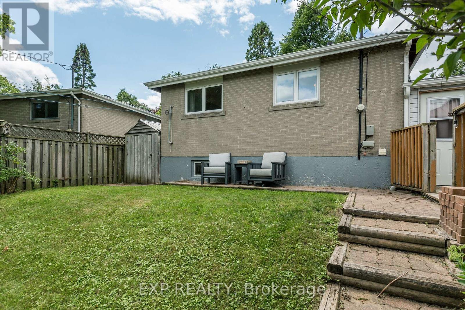 825 Bem Avenue, Pickering, Ontario  L1W 1X2 - Photo 37 - E13667818