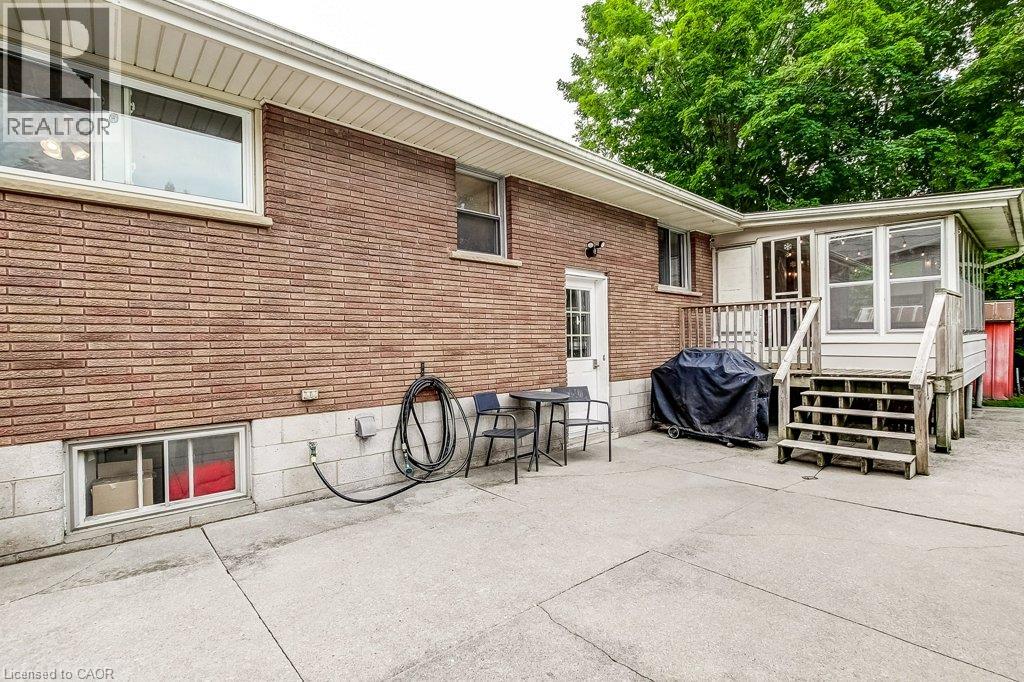 56 Barton Street, Waterdown, Ontario  L0R 2H0 - Photo 4 - 40855286