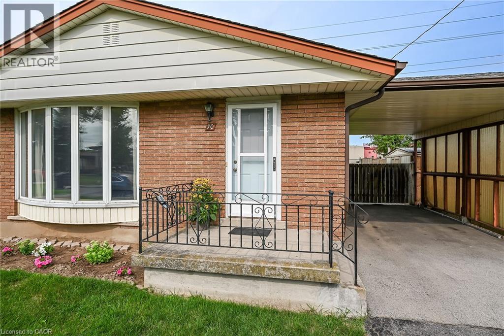 70 Bishopsgate Avenue, Hamilton, Ontario  L8V 3K4 - Photo 2 - 40852151