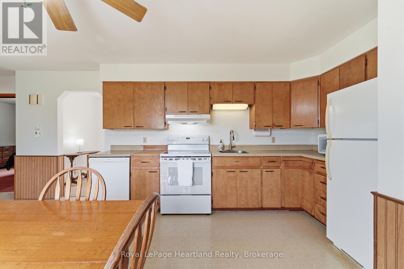 26 Brandon Street, Morris Turnberry (Belgrave), Ontario  N0G 1E0 - Photo 10 - X13667766