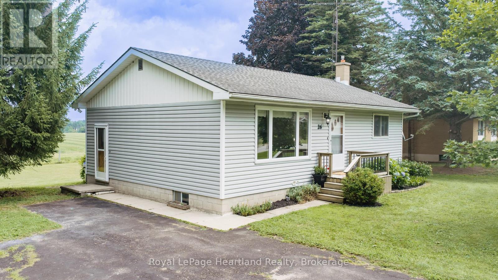 26 Brandon Street, Morris Turnberry (Belgrave), Ontario  N0G 1E0 - Photo 2 - X13667766