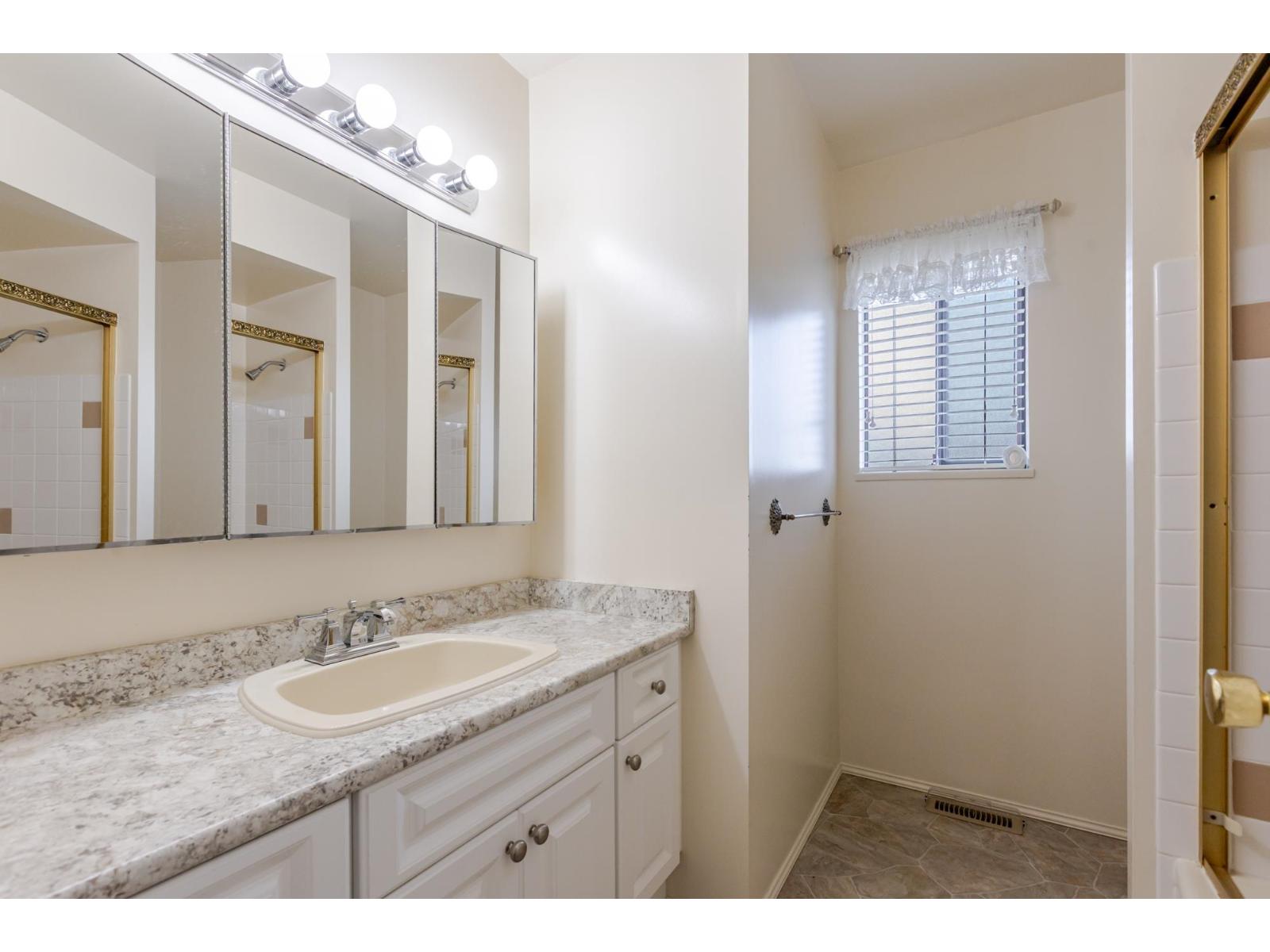9075 117 Street, Delta, British Columbia  V4C 7L6 - Photo 18 - R3155127