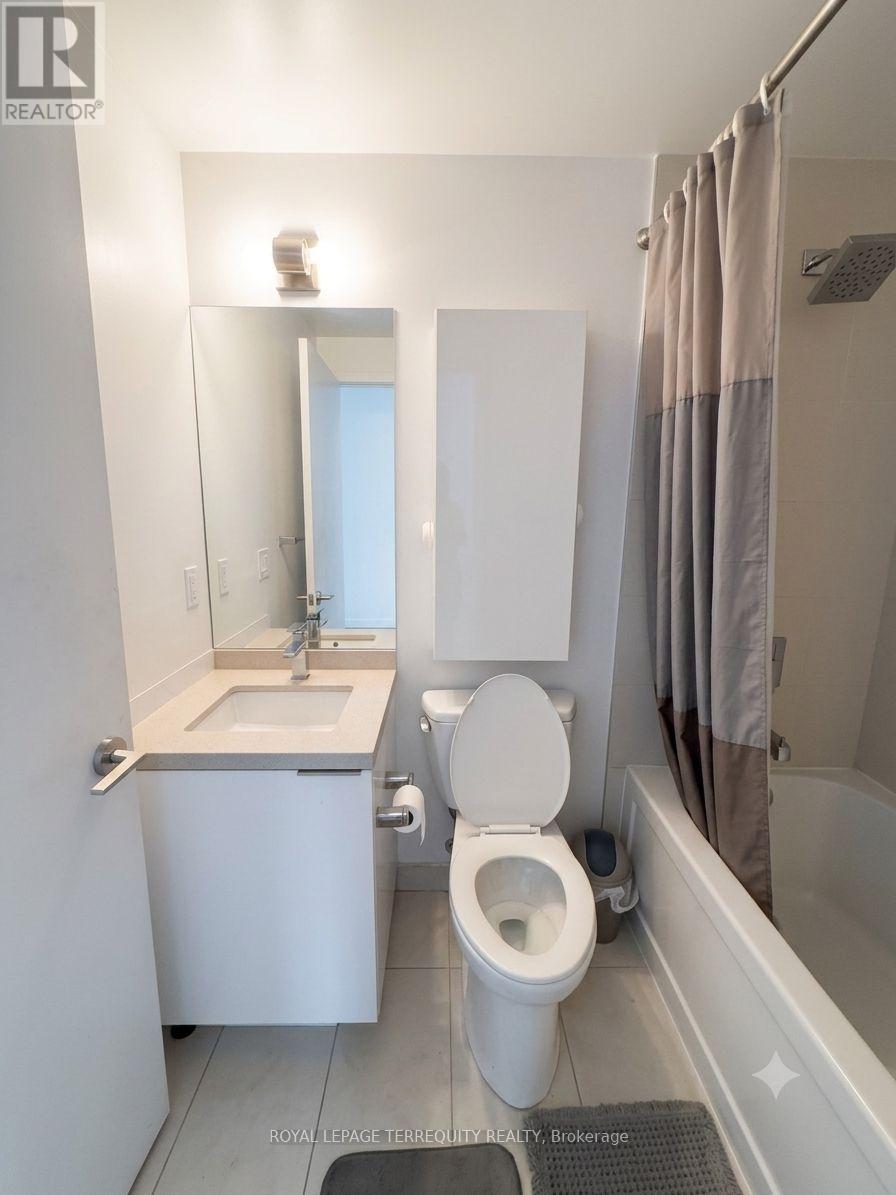 505 - 8 Eglinton Avenue E, Toronto, Ontario  M4P 0C1 - Photo 8 - C13659394