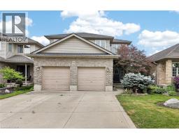 644 HUMMINGBIRD Crescent, Woodstock, Ontario