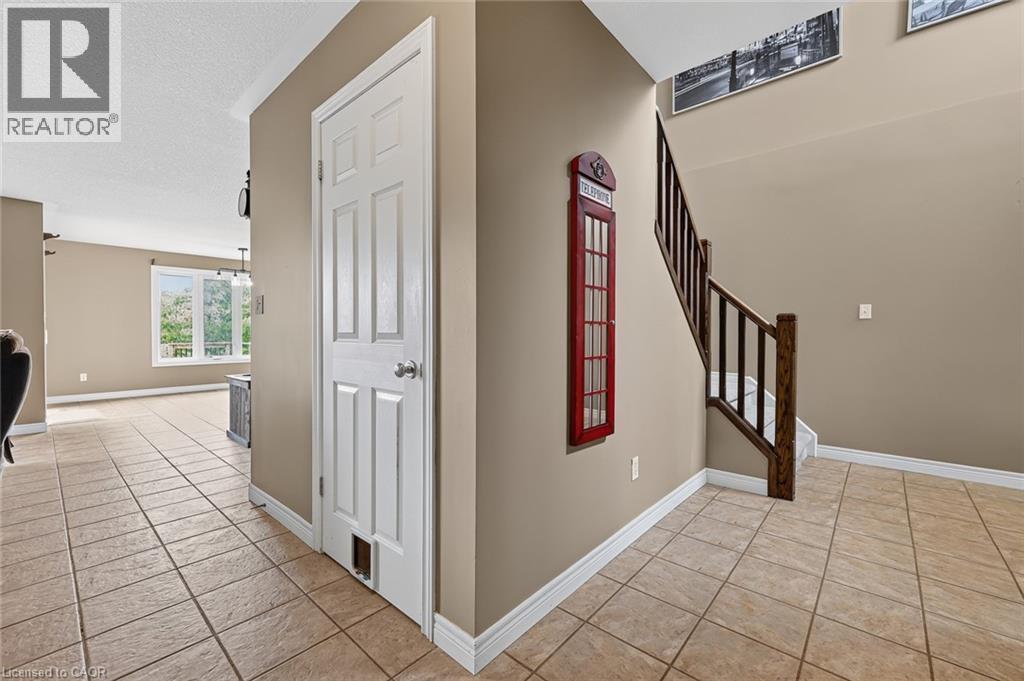644 Hummingbird Crescent, Woodstock, Ontario  N4T 0B3 - Photo 11 - 40846052
