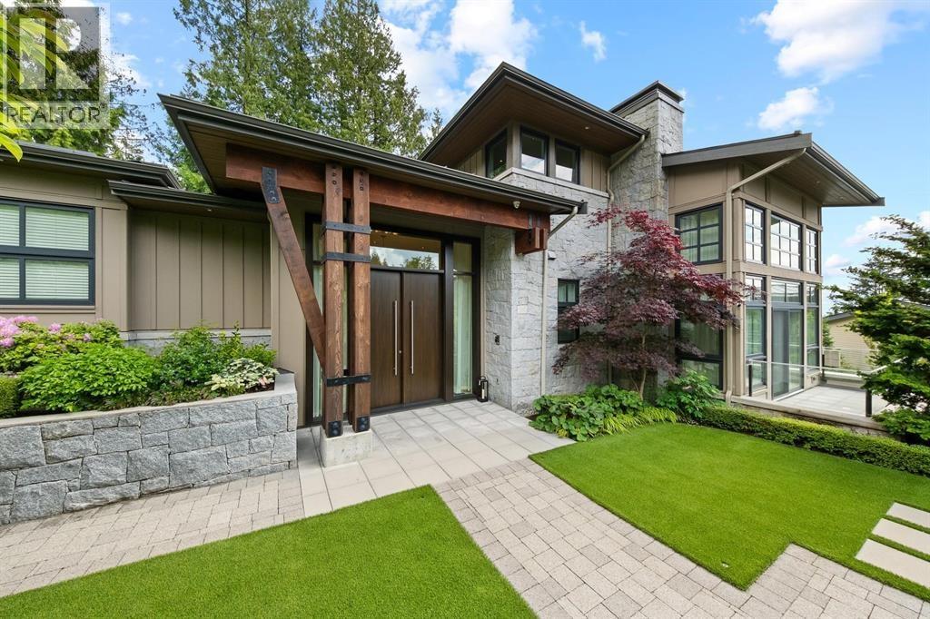 2972 BURFIELD PLACE, West Vancouver, British Columbia