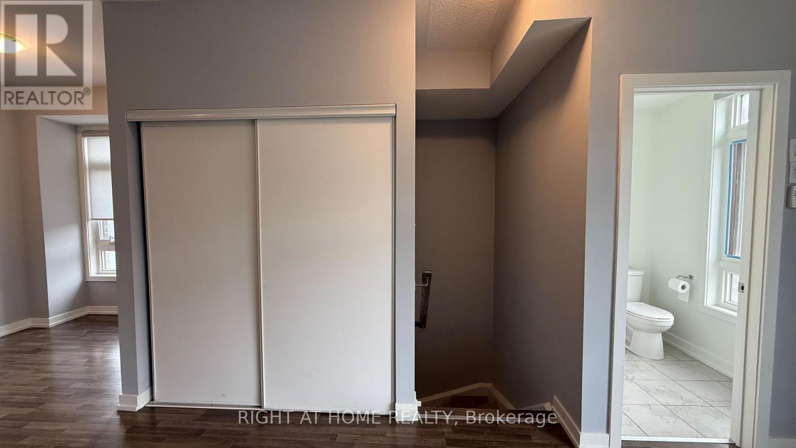 2 Lochlin Street, Vaughan, Ontario L4L 0M1 - Photo 6 - N13656592