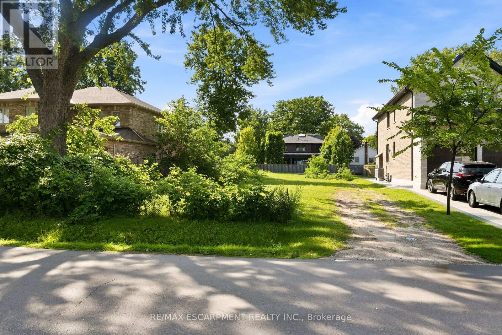 75 Troy Street, Mississauga, Ontario L5G 1S6 - Photo 4 - W13635130