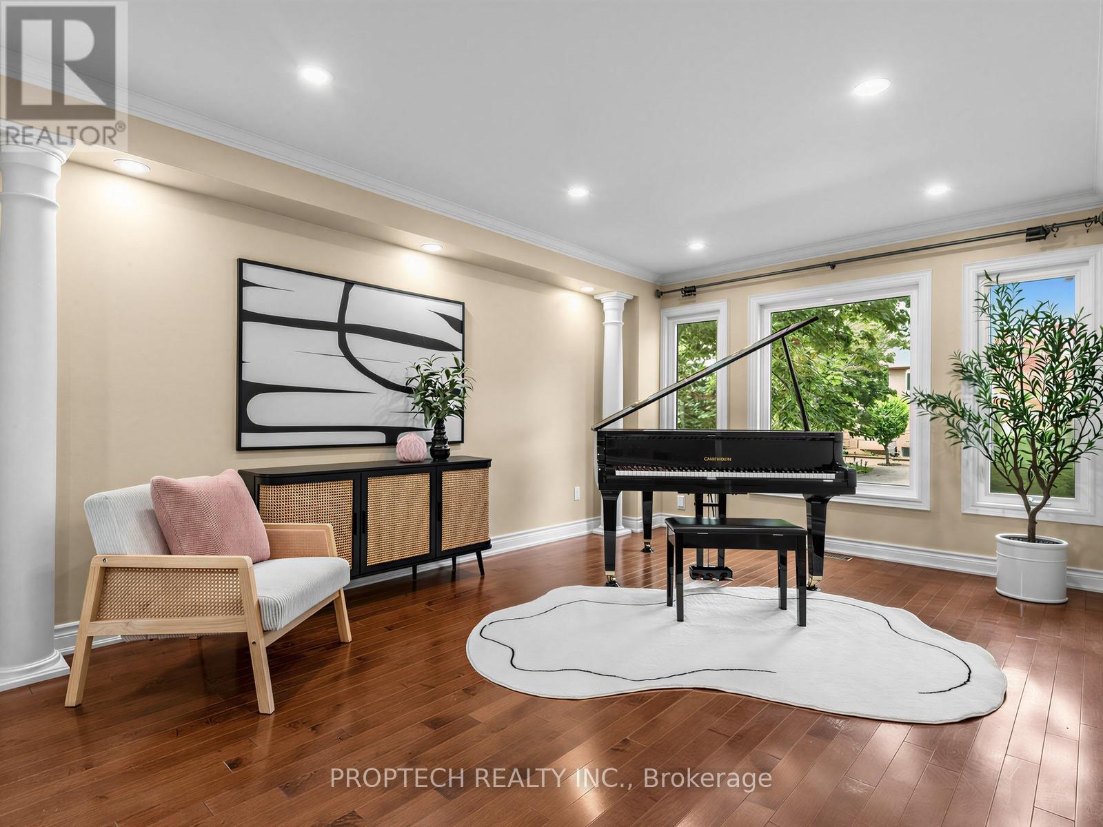 47 Topham Crescent, Richmond Hill, Ontario  L4C 9H1 - Photo 5 - N13667632