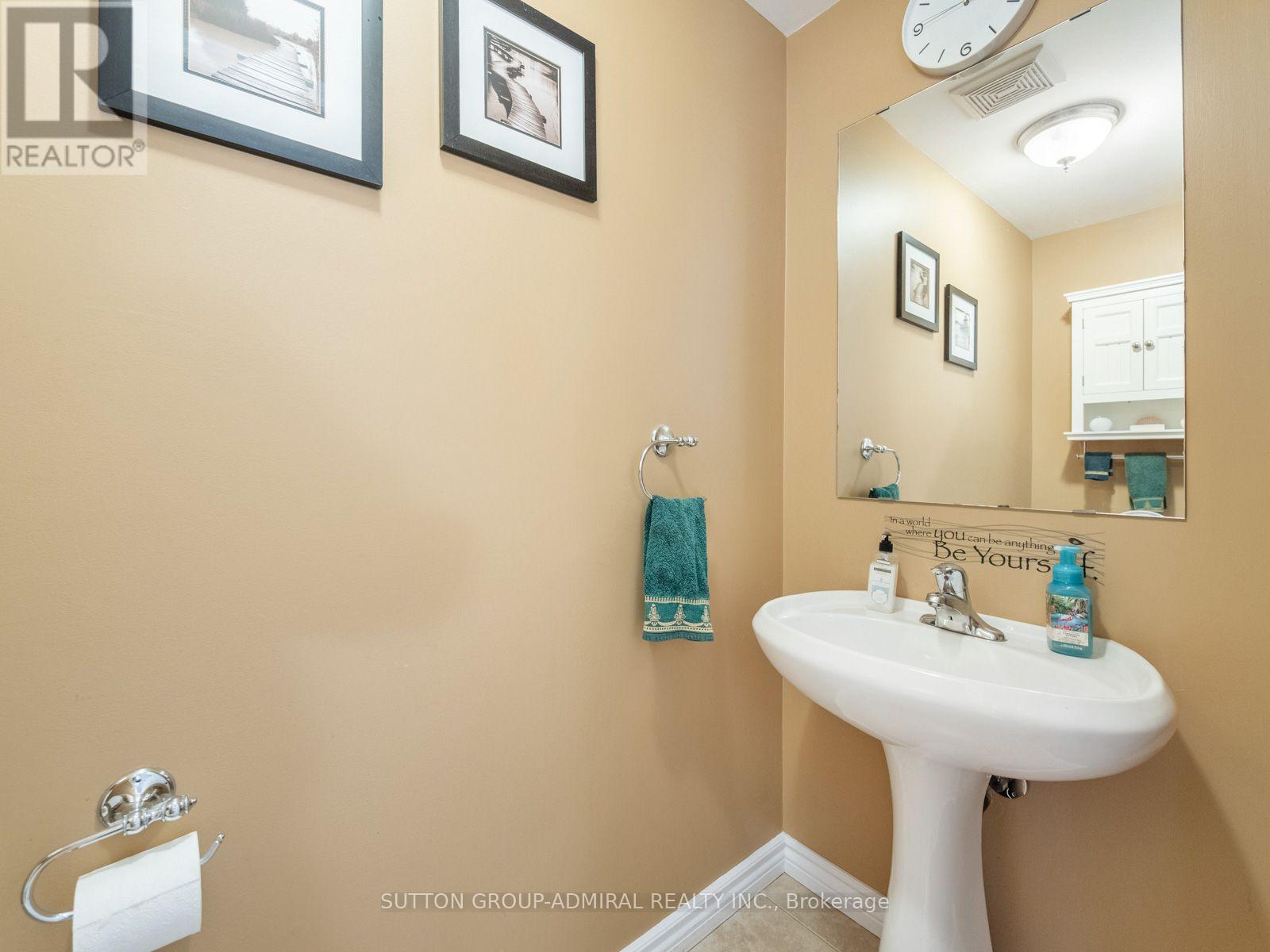 267 Warner Crescent, Newmarket, Ontario  L3X 2G6 - Photo 18 - N13667742