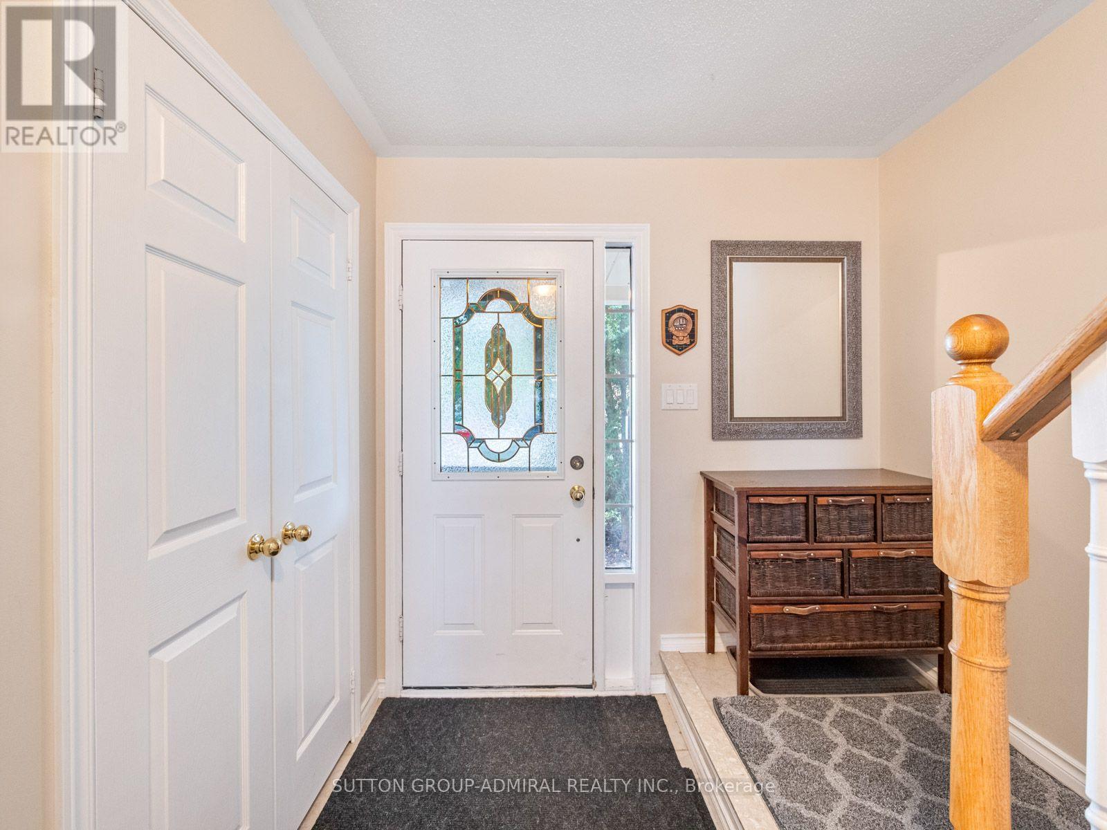 267 Warner Crescent, Newmarket, Ontario  L3X 2G6 - Photo 5 - N13667742